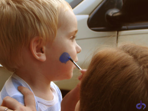 Zeke Getting His Face Painted